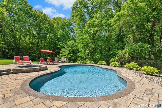 23 Grist Mill Road, Monroe, CT 06468