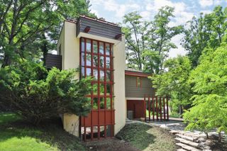 230 E South Street, Worthington, OH 43085