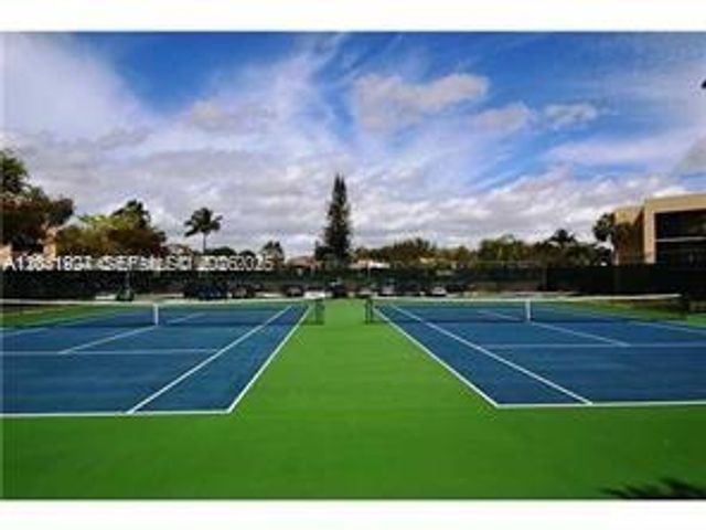 8065 SW 107th Ave 202, Miami, FL 33173