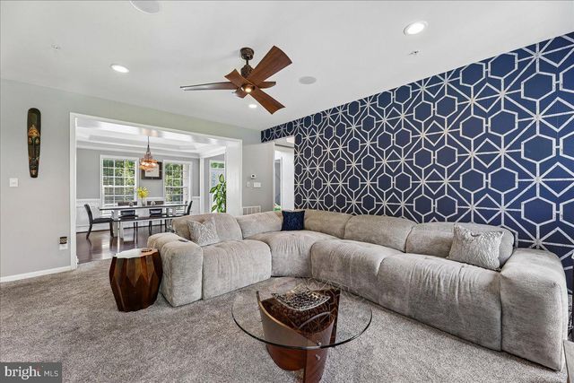 2715 PUMPKIN ST, Clinton, MD 20735