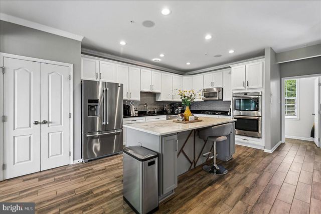 2715 PUMPKIN ST, Clinton, MD 20735
