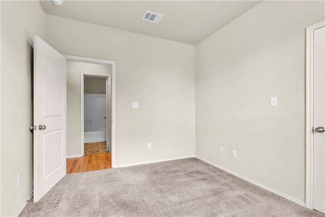 704 Mockingbird Street, Navasota, TX 77868