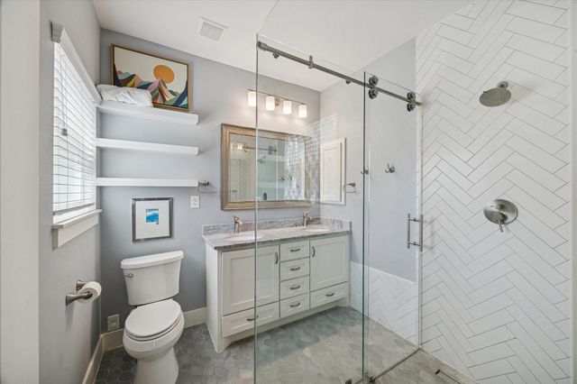 216 W 30th Street, Houston, TX 77018