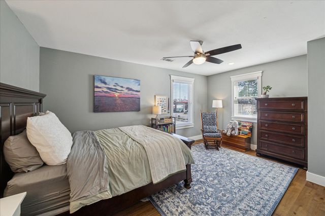 216 W 30th Street, Houston, TX 77018