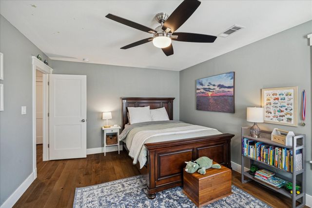 216 W 30th Street, Houston, TX 77018