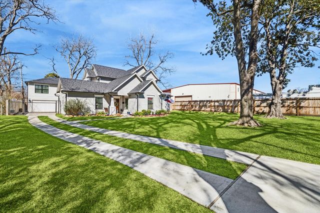 216 W 30th Street, Houston, TX 77018