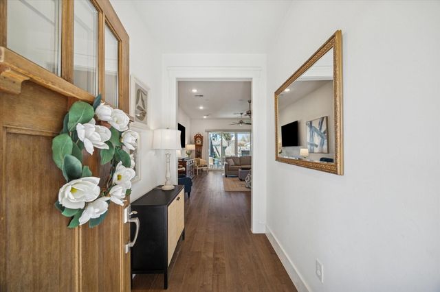 216 W 30th Street, Houston, TX 77018