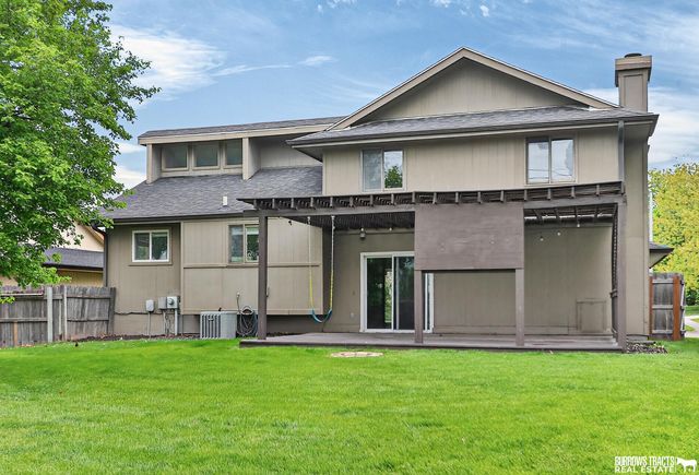 16255 Weir Street, Omaha, NE 68135