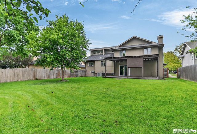 16255 Weir Street, Omaha, NE 68135