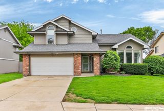16255 Weir Street, Omaha, NE 68135