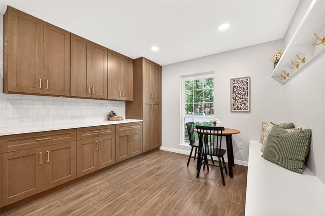 247 Castlewood Drive, Spring, TX 77386