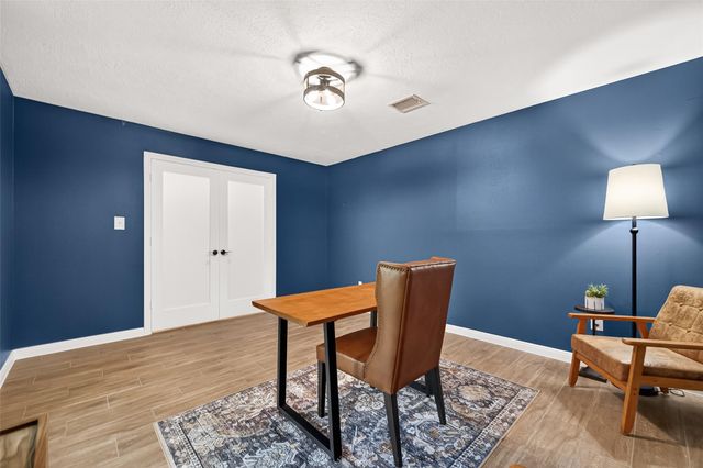 247 Castlewood Drive, Spring, TX 77386