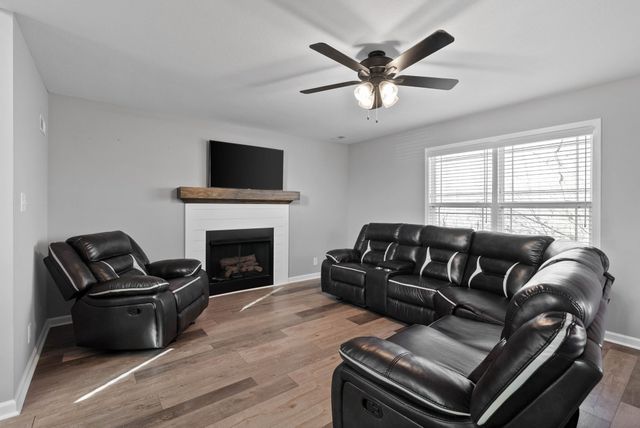449 Indian Overlook, Clarksville, TN 37040