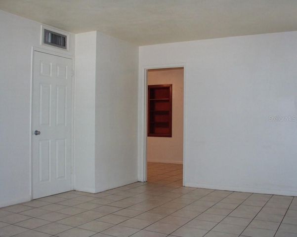 621 NW 36TH DRIVE, Gainesville, FL 32607