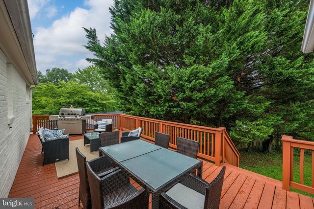 8404 FARRELL DR, Chevy Chase, MD 20815