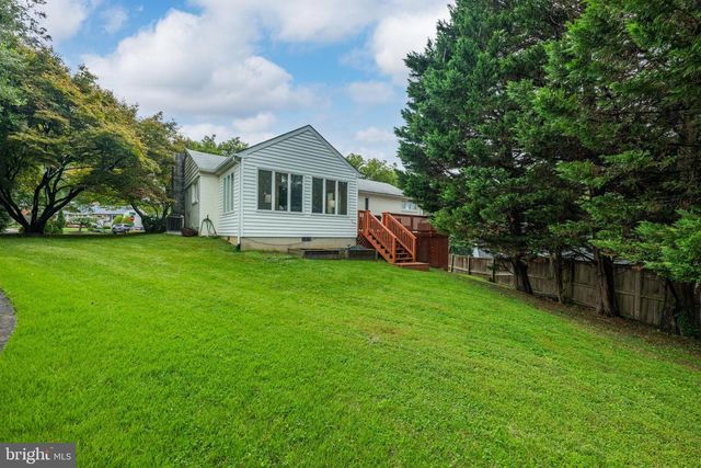 8404 FARRELL DR, Chevy Chase, MD 20815