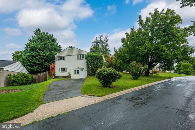 8404 FARRELL DR, Chevy Chase, MD 20815