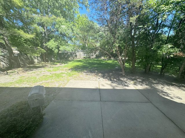 1935 Birch Road, Northbrook, IL 60062