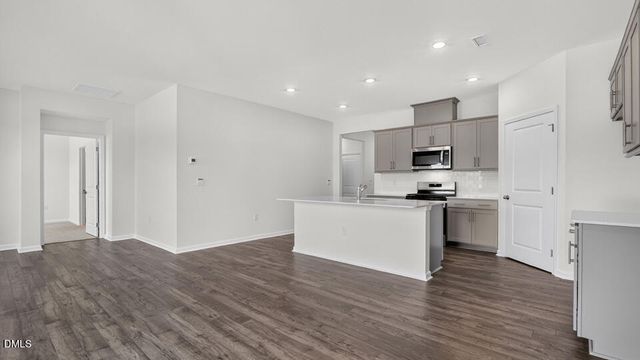 24 Tuscarora Drive, Fuquay Varina, NC 27526