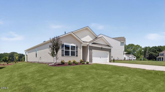 24 Tuscarora Drive, Fuquay Varina, NC 27526