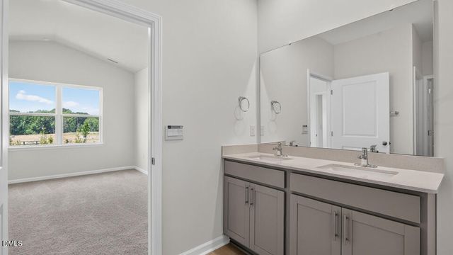 24 Tuscarora Drive, Fuquay Varina, NC 27526