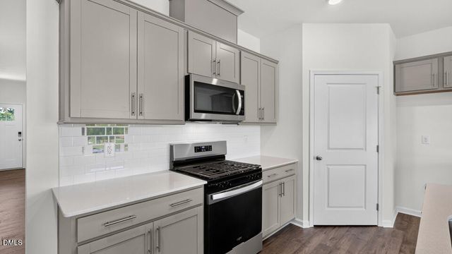 24 Tuscarora Drive, Fuquay Varina, NC 27526