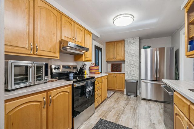 209 5th Ave NW, Mt Vernon, IA 52314