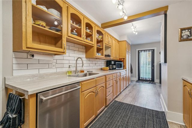 209 5th Ave NW, Mt Vernon, IA 52314