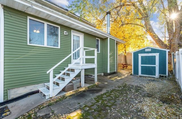 209 5th Ave NW, Mt Vernon, IA 52314