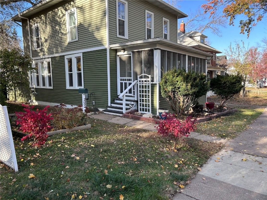 209 5th Ave NW, Mt Vernon, IA 52314