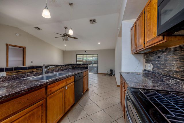 2360 SE 27th Street, Okeechobee, FL 34974