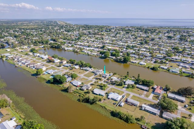 2360 SE 27th Street, Okeechobee, FL 34974