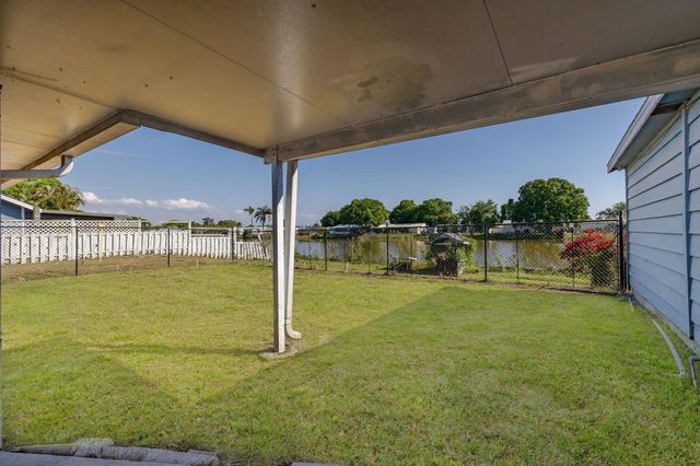 2360 SE 27th Street, Okeechobee, FL 34974