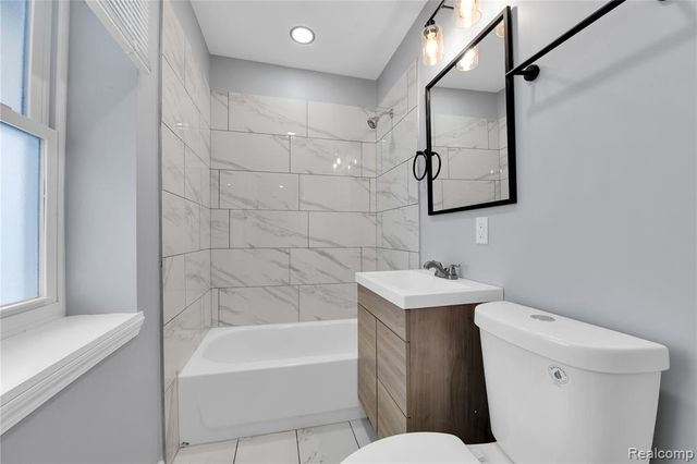 2653 Lothrop Street, Detroit, MI 48206