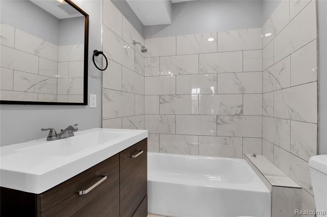 2653 Lothrop Street, Detroit, MI 48206