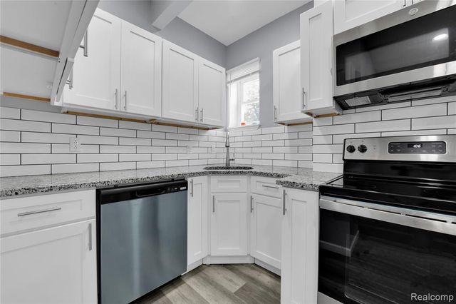 2653 Lothrop Street, Detroit, MI 48206