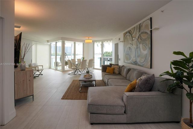 3370 Hidden Bay Dr 213, Aventura, FL 33180