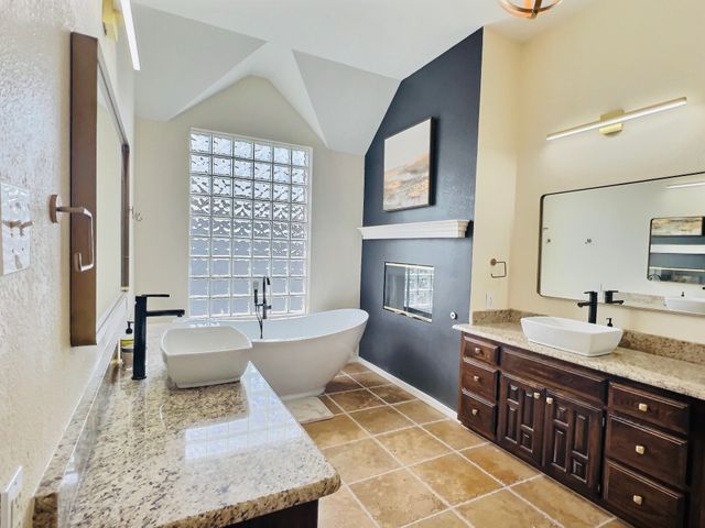1710 Clydesdale Court, Rowlett, TX 75088