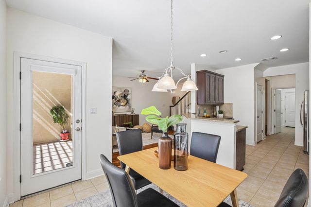 15319 Glen Heather DR 903, Lakeway, TX 78734