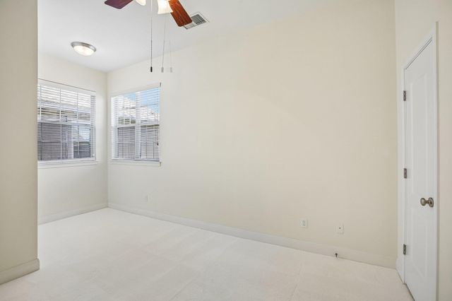 15319 Glen Heather DR 903, Lakeway, TX 78734