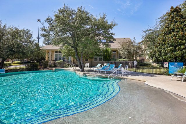 15319 Glen Heather DR 903, Lakeway, TX 78734