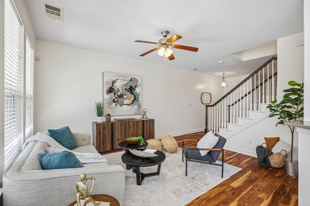 15319 Glen Heather DR 903, Lakeway, TX 78734