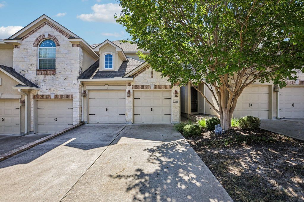 15319 Glen Heather DR 903, Lakeway, TX 78734