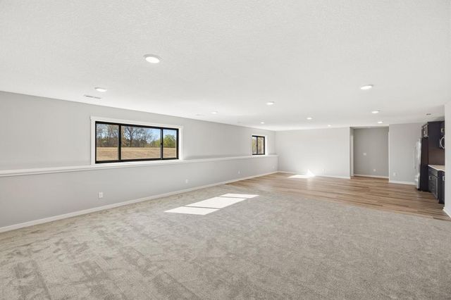 12901 295th Avenue NW, Princeton, MN 55371