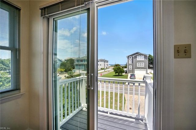 701 Vanderbilt Ave AVE, Virginia Beach, VA 23451