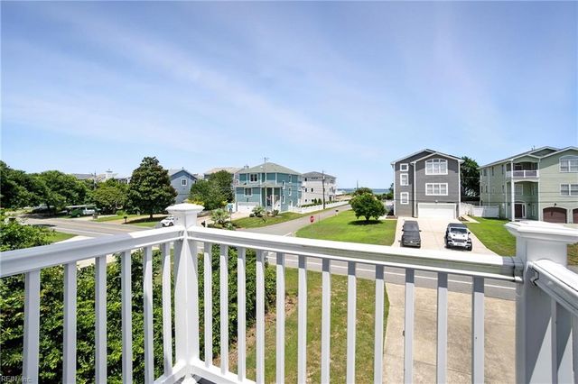 701 Vanderbilt Ave AVE, Virginia Beach, VA 23451