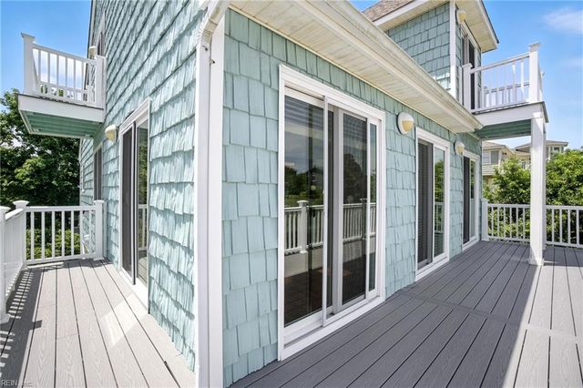 701 Vanderbilt Ave AVE, Virginia Beach, VA 23451