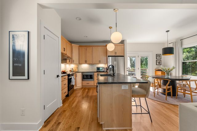 814 Roy St, Nashville, TN 37207