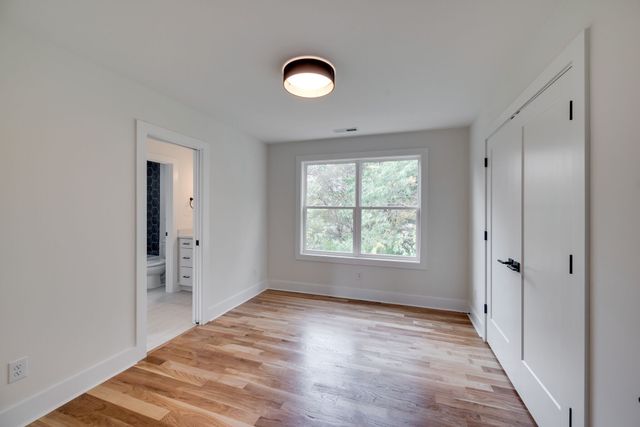 814 Roy St, Nashville, TN 37207