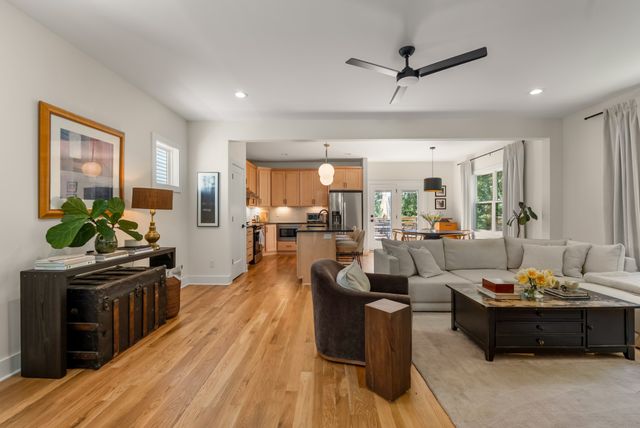 814 Roy St, Nashville, TN 37207